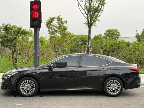 Toyota Camry, миниатюра 7