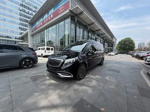 Mercedes-Benz V, фото 1