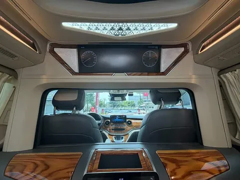 Mercedes-Benz V, миниатюра 10