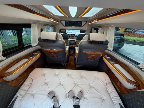 Mercedes-Benz V, миниатюра 13