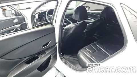 Hyundai AVANTE, миниатюра 10