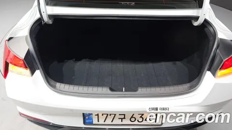 Hyundai AVANTE, миниатюра 11