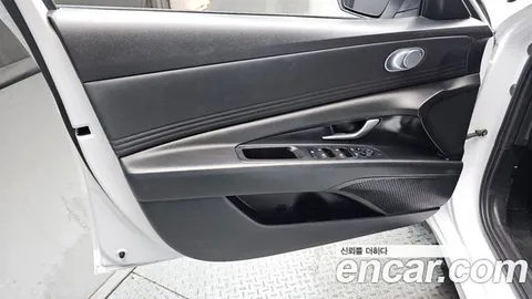 Hyundai AVANTE, миниатюра 22