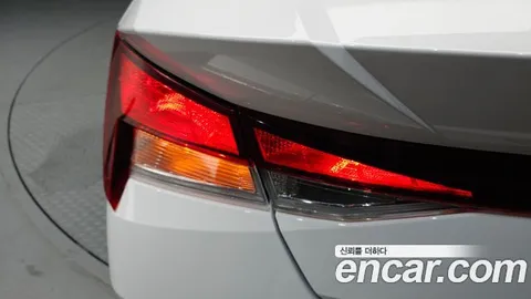 Hyundai AVANTE, миниатюра 24