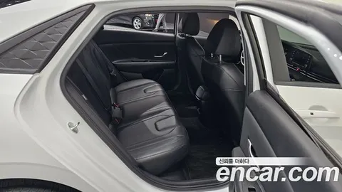 Hyundai AVANTE, миниатюра 2