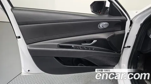Hyundai AVANTE, миниатюра 10