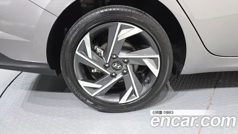 Hyundai AVANTE, миниатюра 3