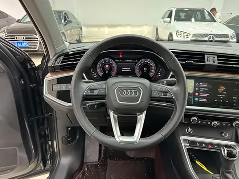 Audi Q3, миниатюра 15
