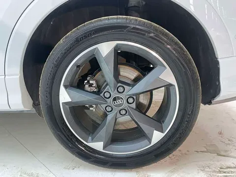 Audi Q3, миниатюра 25