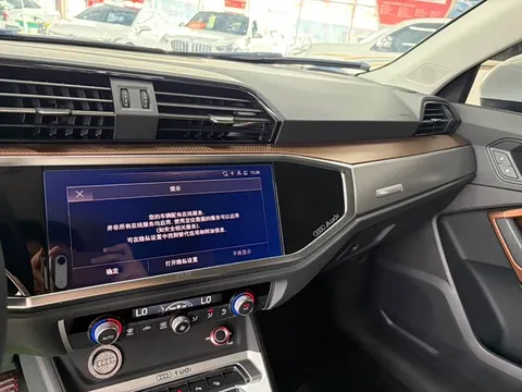 Audi Q3, миниатюра 9