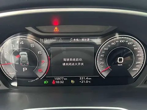 Audi Q3, миниатюра 13