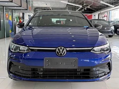 Volkswagen Golf, фото 1