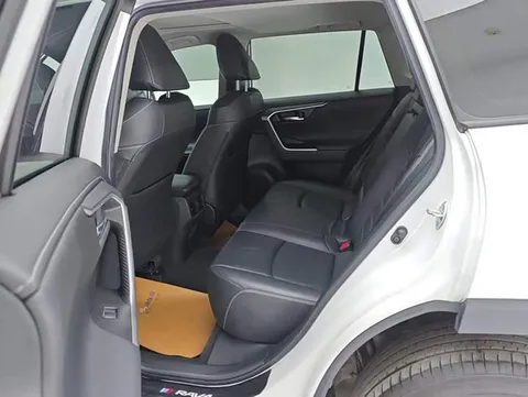 Toyota RAV4, миниатюра 11