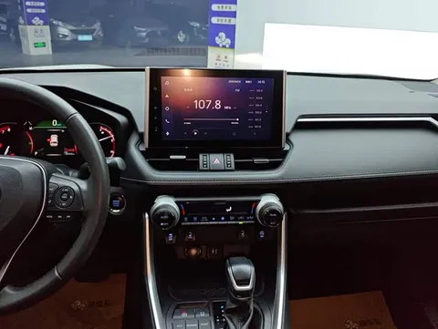 Toyota RAV4, миниатюра 13