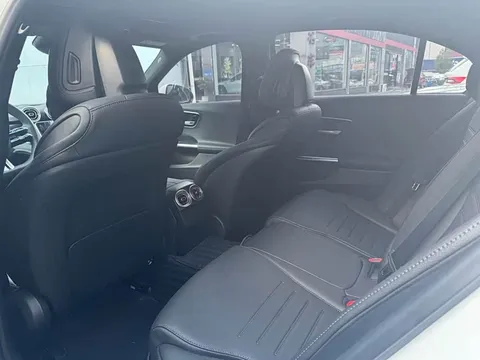 Mercedes-Benz C-Class, миниатюра 5