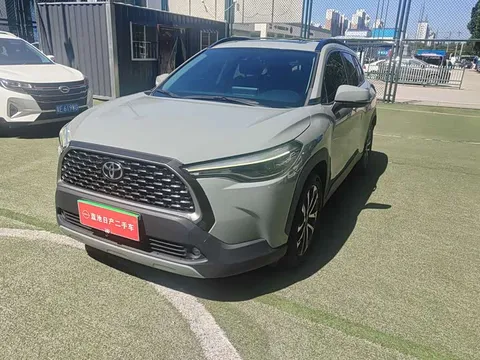 Toyota Corolla Cross, миниатюра 2