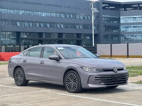 Volkswagen Passat, миниатюра 3