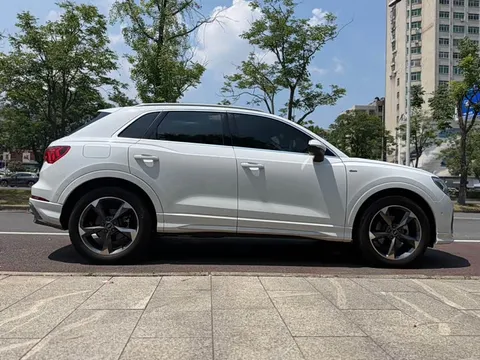 Audi Q3, миниатюра 8