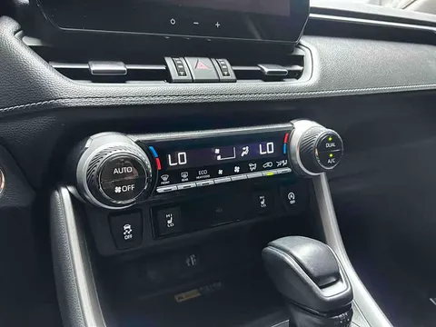 Toyota RAV4, миниатюра 10