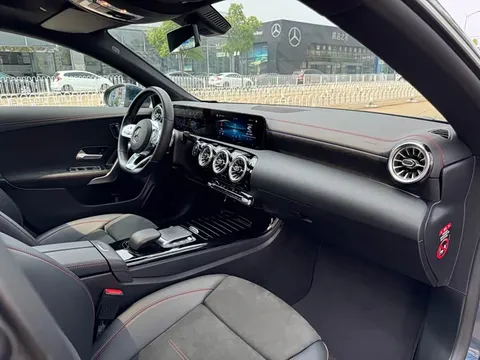 Mercedes-Benz CLA, миниатюра 13