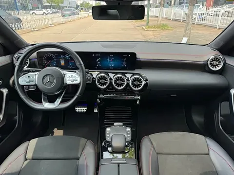 Mercedes-Benz CLA, миниатюра 18