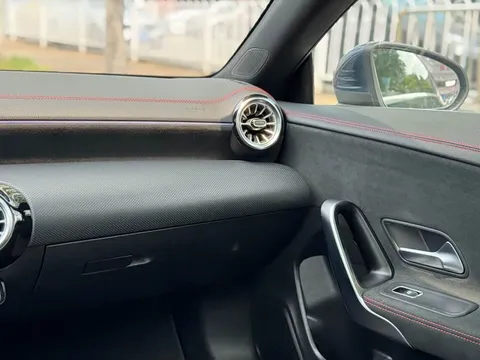 Mercedes-Benz CLA, миниатюра 24