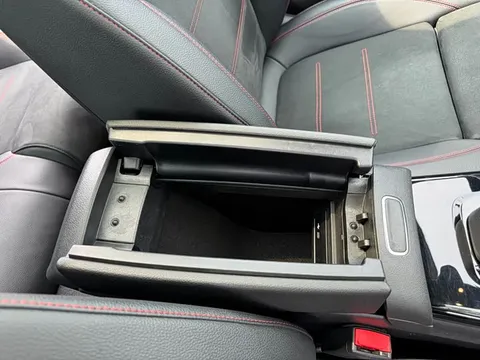 Mercedes-Benz CLA, миниатюра 27