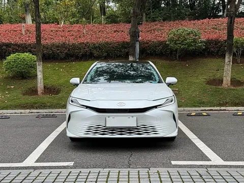 Toyota Camry, миниатюра 2