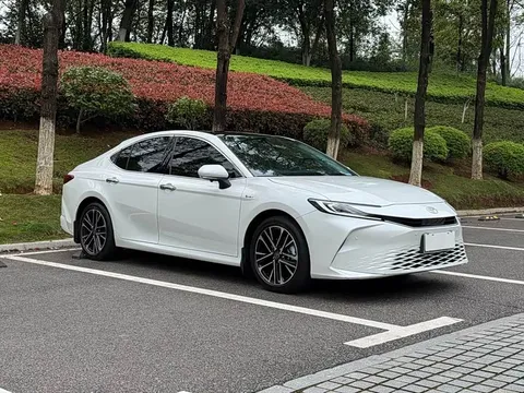 Toyota Camry, миниатюра 3