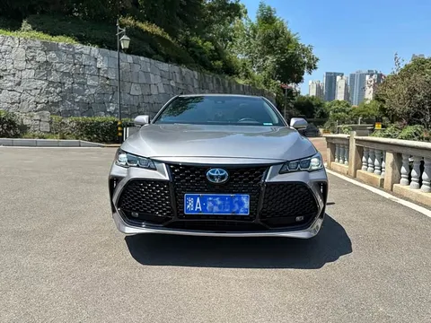 Toyota Avalon, фото 1