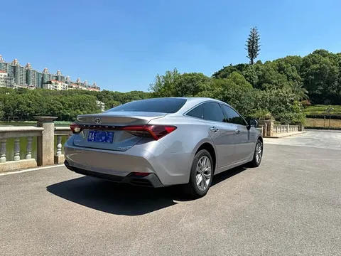 Toyota Avalon, миниатюра 6