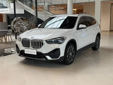 BMW X1, фото 1