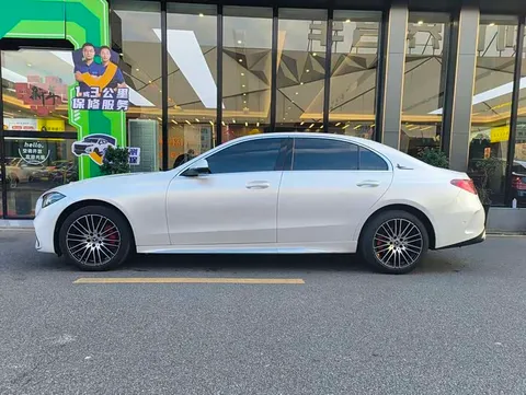 Mercedes-Benz C-Class, миниатюра 3