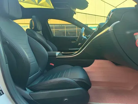 Mercedes-Benz C-Class, миниатюра 9