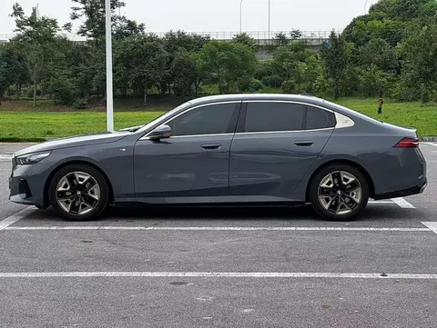 BMW 5, миниатюра 8