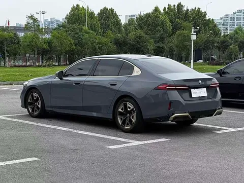 BMW 5, миниатюра 13
