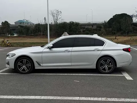BMW 5, миниатюра 3