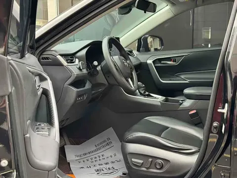 Toyota RAV4, миниатюра 7
