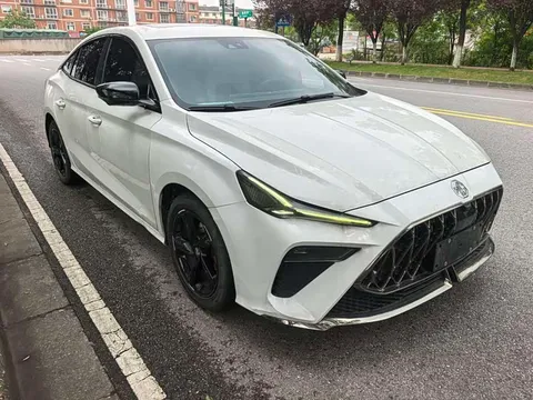MG MG5, миниатюра 3