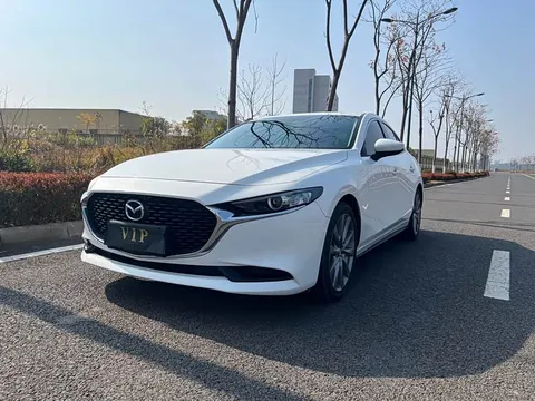 Mazda 3, фото 1