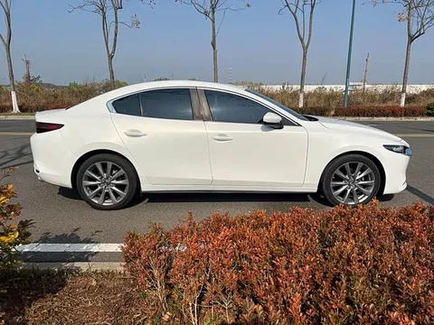 Mazda 3, миниатюра 4
