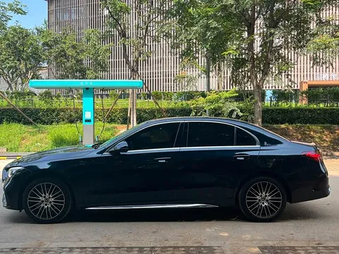 Mercedes-Benz C-Class, миниатюра 4