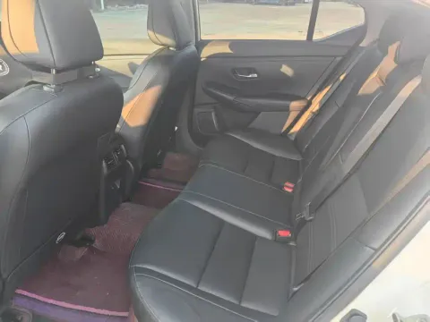 Nissan 2023 1.6L CVT, миниатюра 5