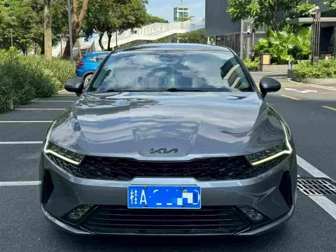 Kia K5, миниатюра 3