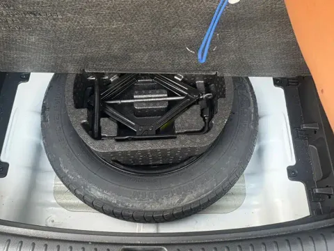 Kia 2023 1.5L CVT, миниатюра 11