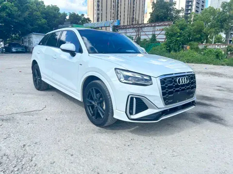 Audi Q2L, миниатюра 2