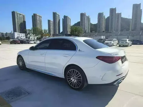 Mercedes-Benz C-Class, миниатюра 7