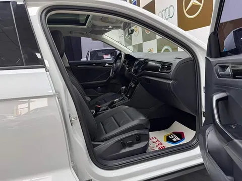 Volkswagen T-ROC, миниатюра 10