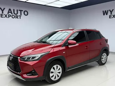 Toyota Yaris, фото 1