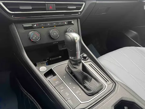Volkswagen Lavida, миниатюра 13